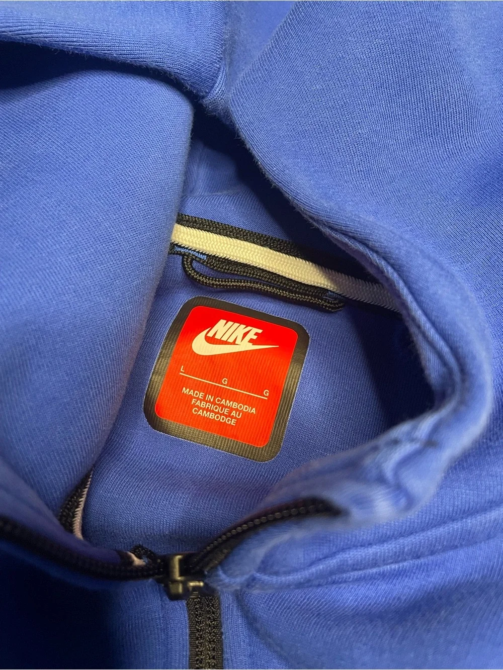 NIKE TECH SET SZ L